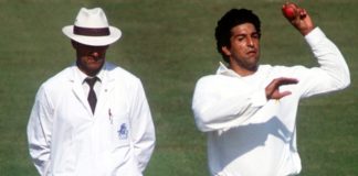 Wasim Akram- Top 10 Highest Wicket Takers in ODI Matches