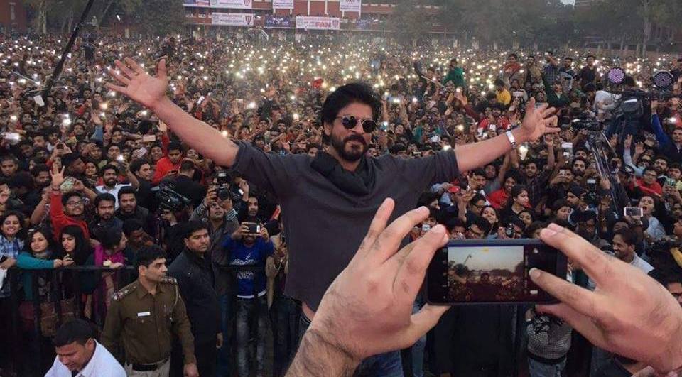 Shah Rukh Khan- Top 10 Most Popular People on the Internet