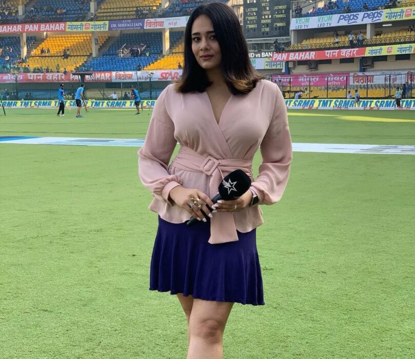 Mayanti Langer- Top 10 Most Beautiful Female Journalists in India