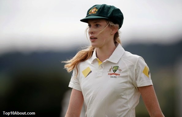 Holly Ferling- Top 10 Most Beautiful Women Cricketers in the World 