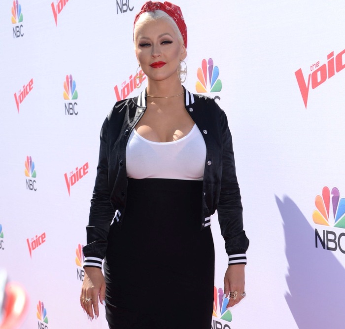 Christina Aguilera- Top 10 Most Popular Female Pop Singers in the World