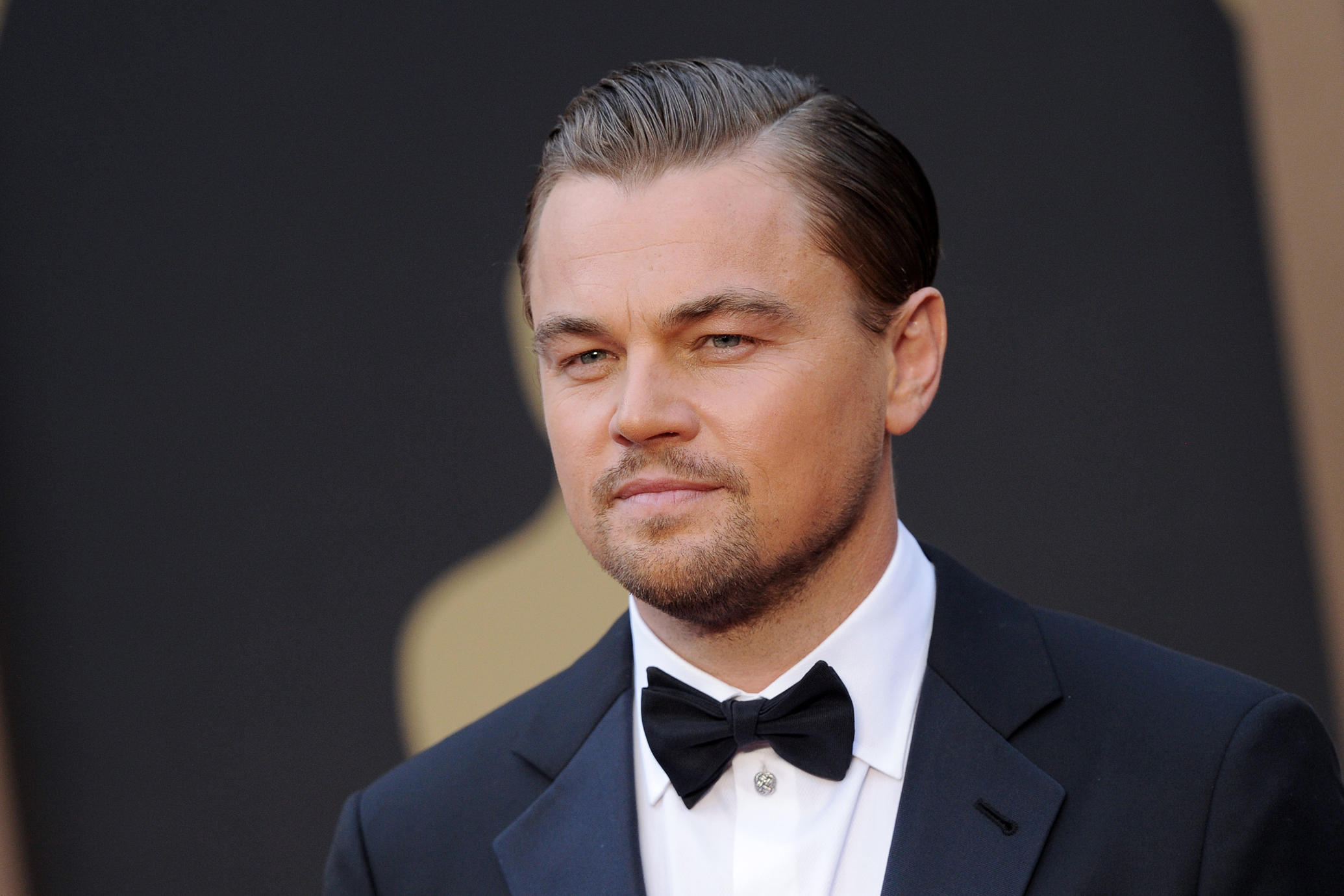 Leonardo Dicaprio- Top 10 Most Popular Hollywood Actors in the World