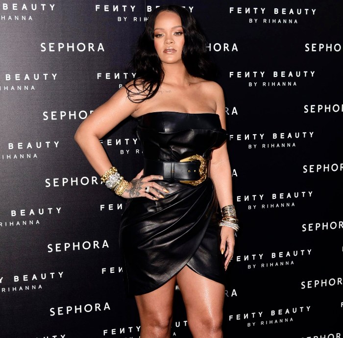 Rihanna- Top 10 Most Popular Female Pop Singers in the World