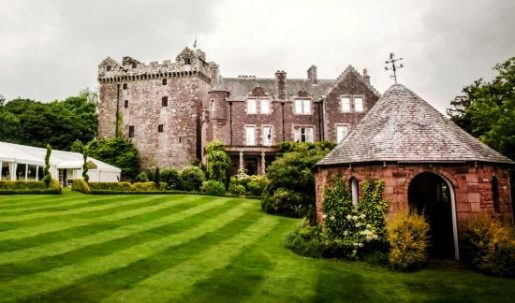 Comlongon Castle, Scotland- Top 10 Wedding & Honeymoon Destinations in UK