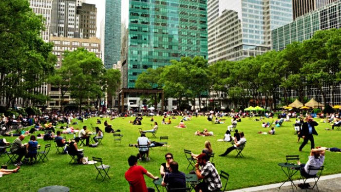 Bryant Park- Top 10 Most Popular Places to Visit in New York