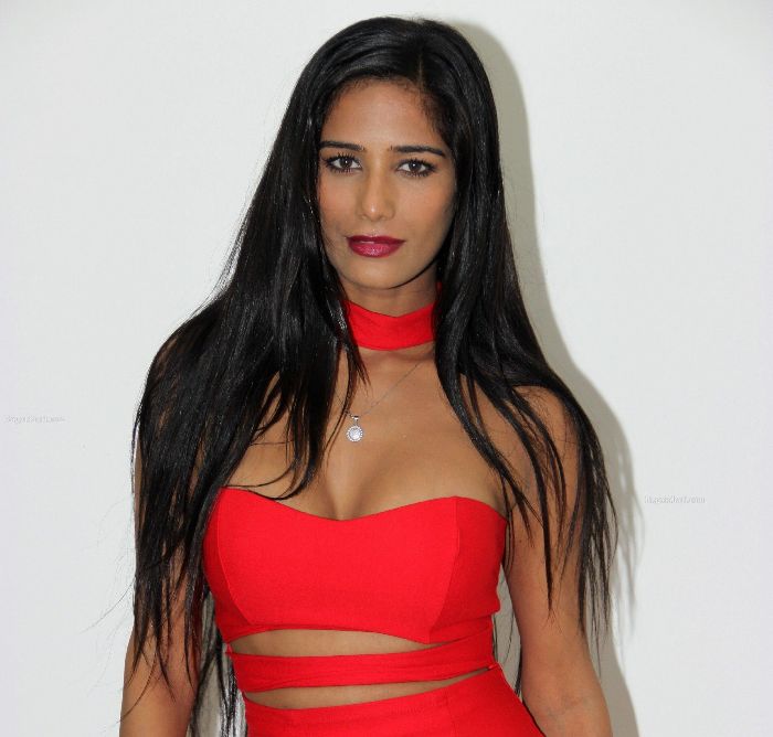 Poonam Pandey Top 10 Most Sexiest Indian Models of Current Time