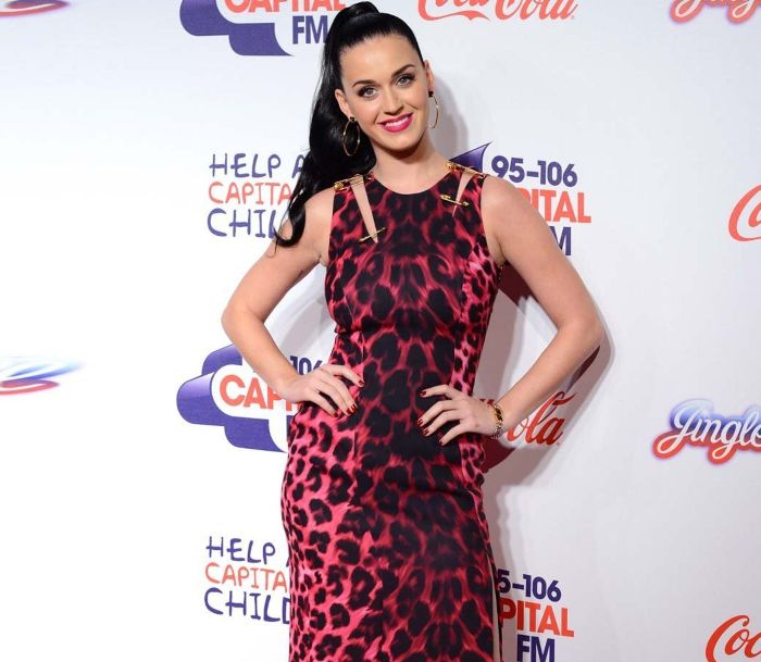 Katy Perry- Top 10 Hottest and Attractive Women in the USA