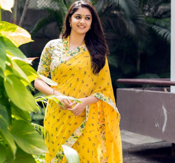 Keerthy Suresh- Top 10 Beautiful & Hottest South Indian Actresses