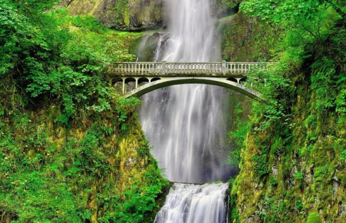 Multnomah Falls- Top 10 Most Beautiful Waterfalls in the US