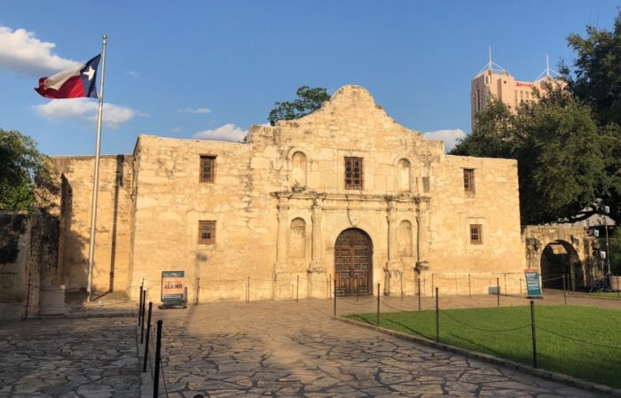 The Alamo- Top 10 Most Beautiful Tourist Places in Texas