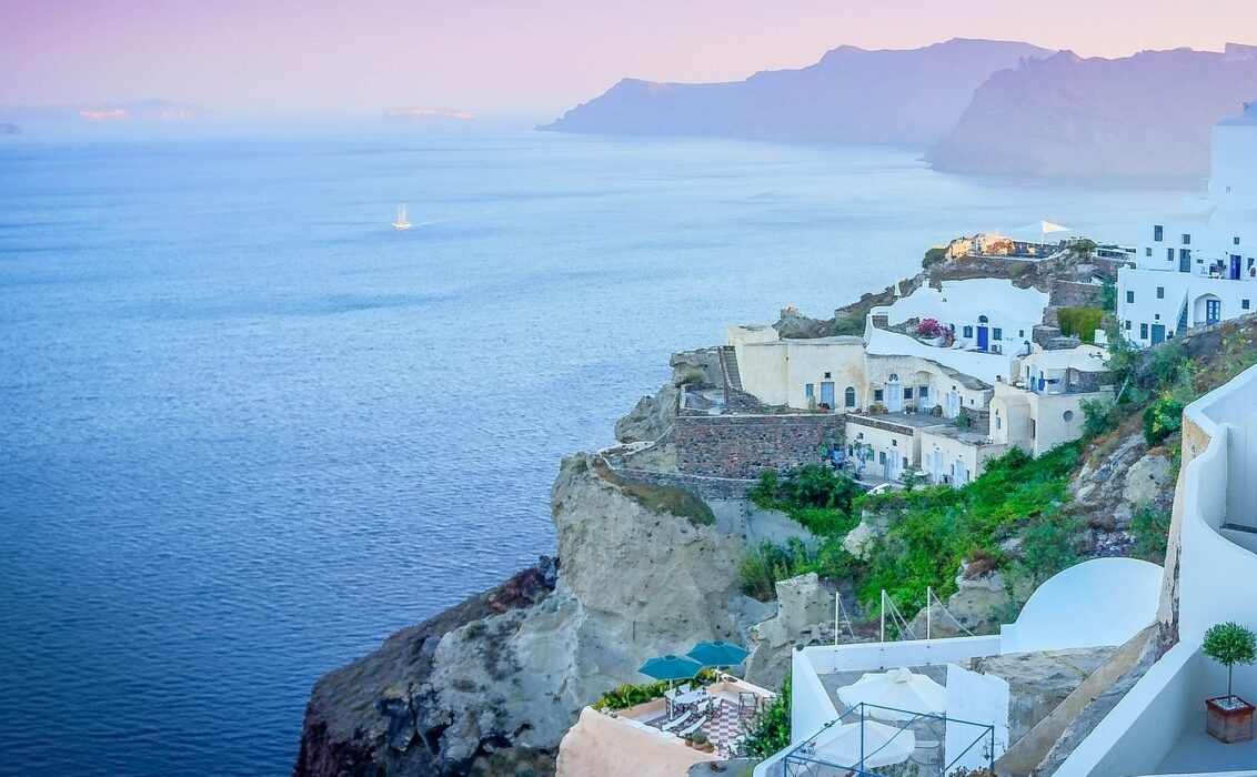 Greece- Top 10 World’s Best Honeymoon Destinations