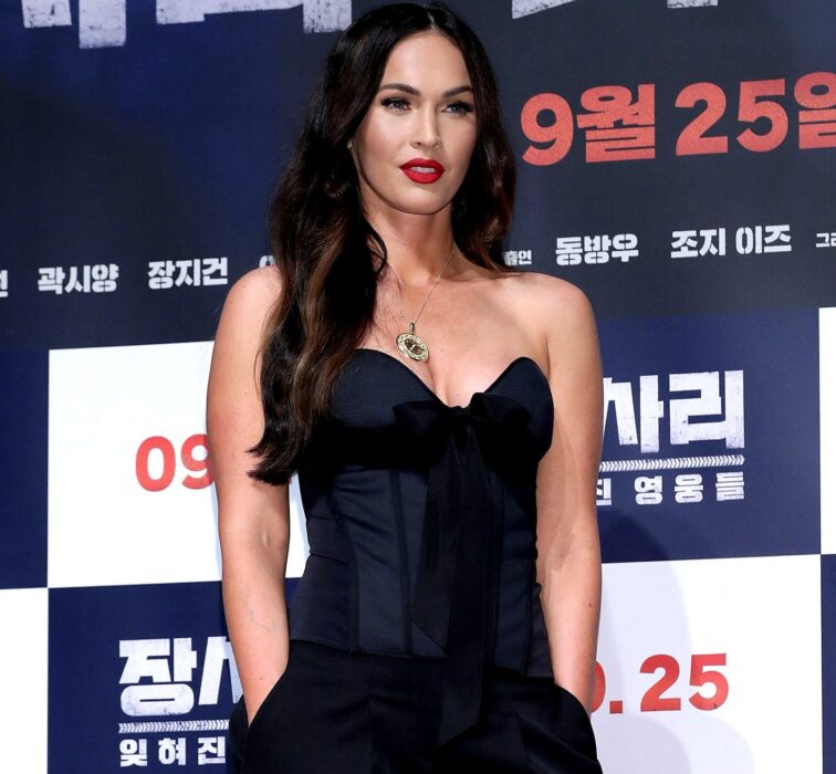 Megan Fox- Top 10 Hottest Actresses in the World