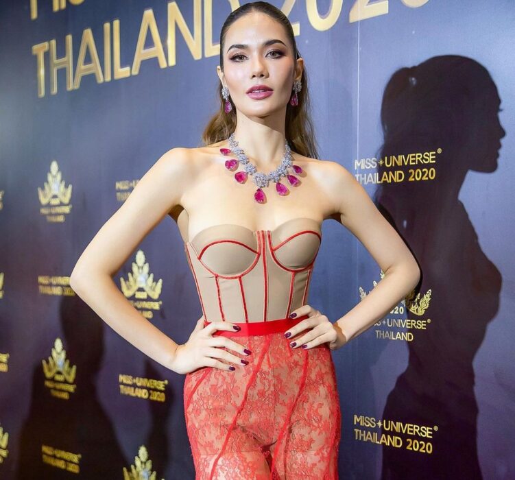 Chalita Suansane- Top 10 Hottest and Beautiful Thai Women