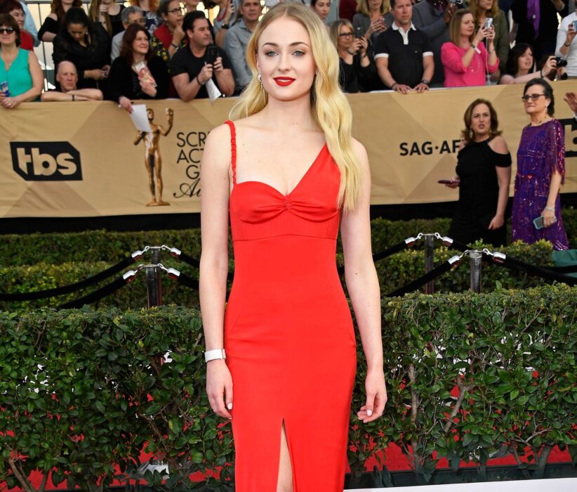 Sophie Turner- Top 10 Most Beautiful & Hottest British Women