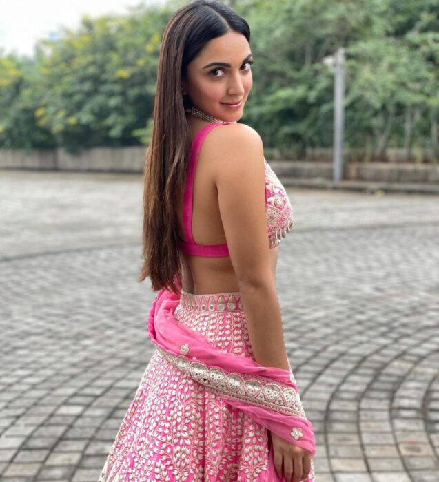 Kiara Advani- Top 10 Beautiful & Hottest Bollywood Actresses