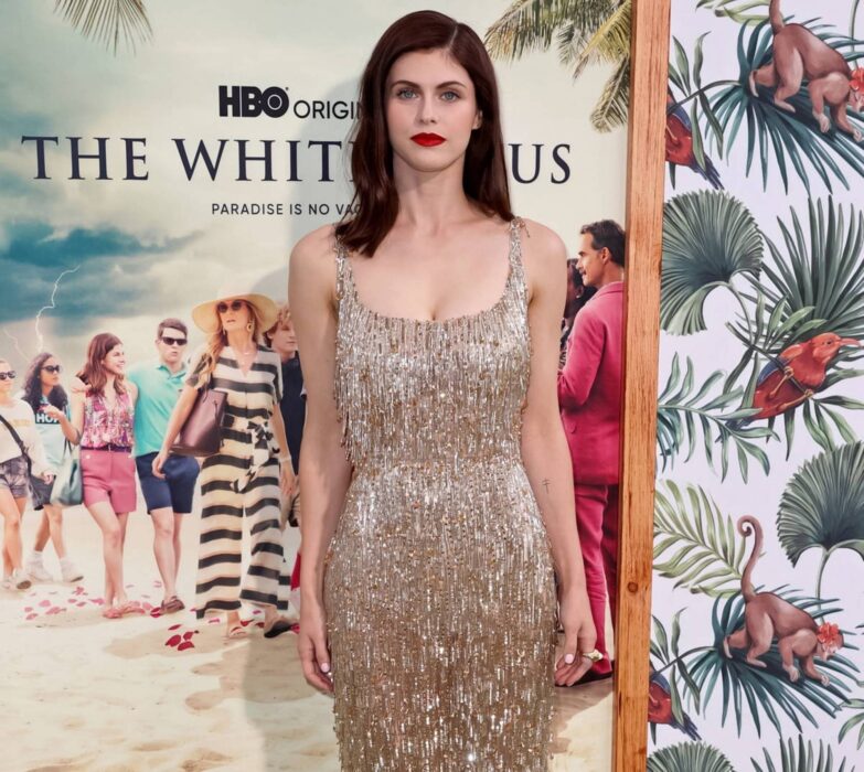 Alexandra Daddario- Top 10 Most Sexiest Hollywood Actresses