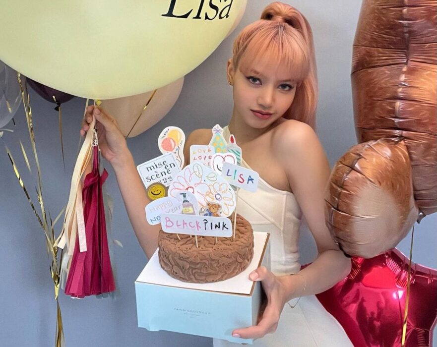 Lisa- Top 10 Most Followed K-pop Idols on Instagram