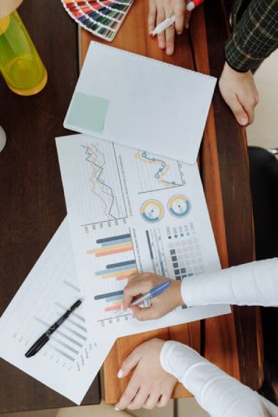 A Fractional CMO Agency Can Turn Disconnected Marketing Activities Into One Growth StrategyInto One Growth Strategy